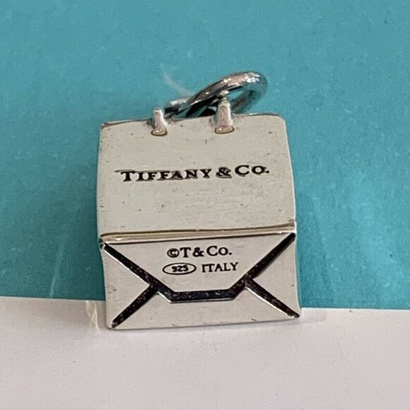 Retired, Like New, Authentic Tiffany & Co. Sterling Silver Shopping Bag Necklace - Picture 3 of 5